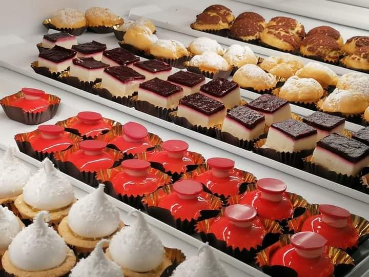 Aiuto Pasticcere / Pasticcere
